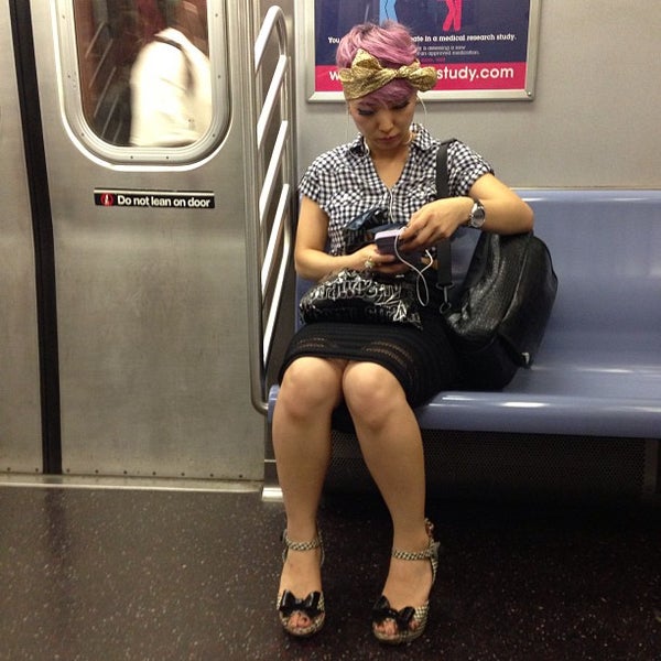 Foto tomada en MTA Subway - M Train  por Nathan M. el 8/13/2013