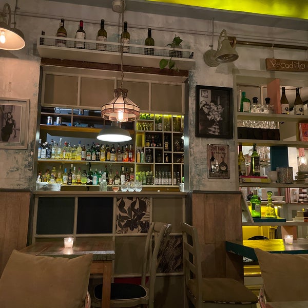 รูปภาพถ่ายที่ Café Toscano โดย Alexánder N. เมื่อ 9/26/2021