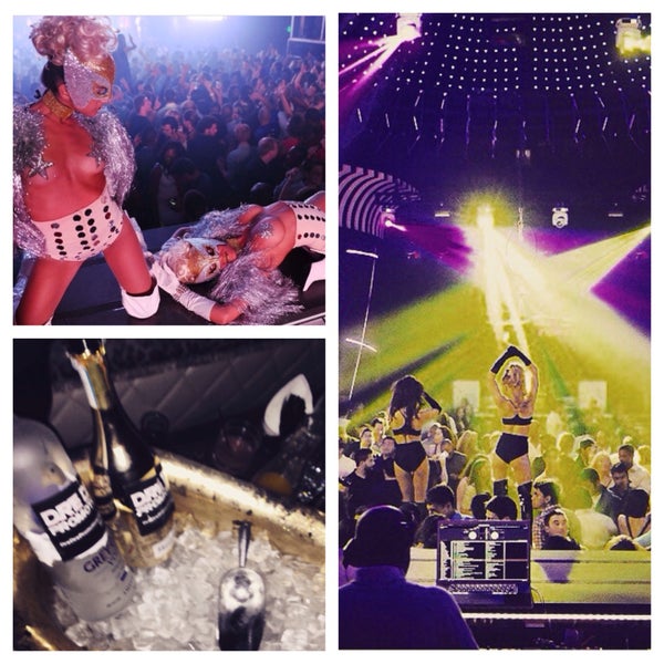 รูปภาพถ่ายที่ Mansion Nightclub โดย Dre Dre B. เมื่อ 1/10/2015