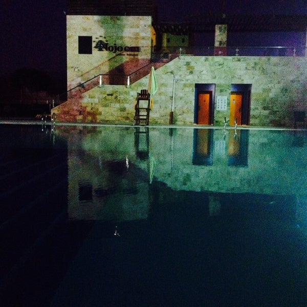 Das Foto wurde bei Ramada Resort by Wyndham Dead Sea von Walaa A. am 8/28/2015 aufgenommen