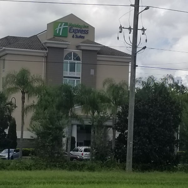 Holiday Inn Express & Suites Orlando Apopka Hotel in Apopka