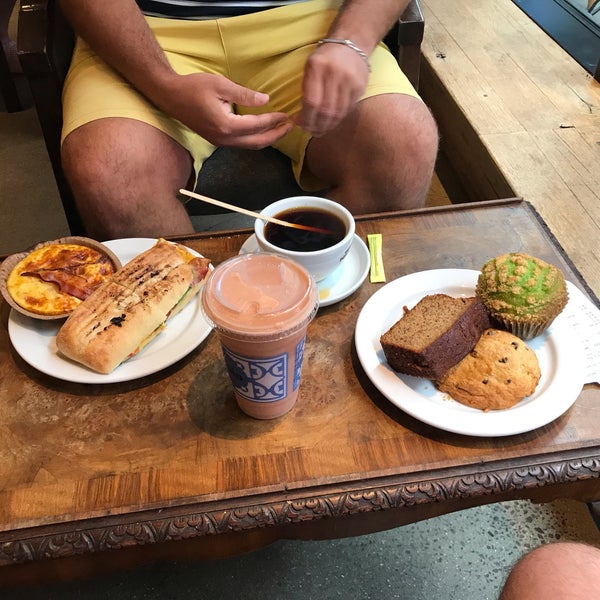 Photo taken at Caffè Nero by Jean-Alexis S. on 8/8/2019