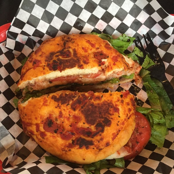 Punky's Pizza & Pasta Bridgeport 15 tips