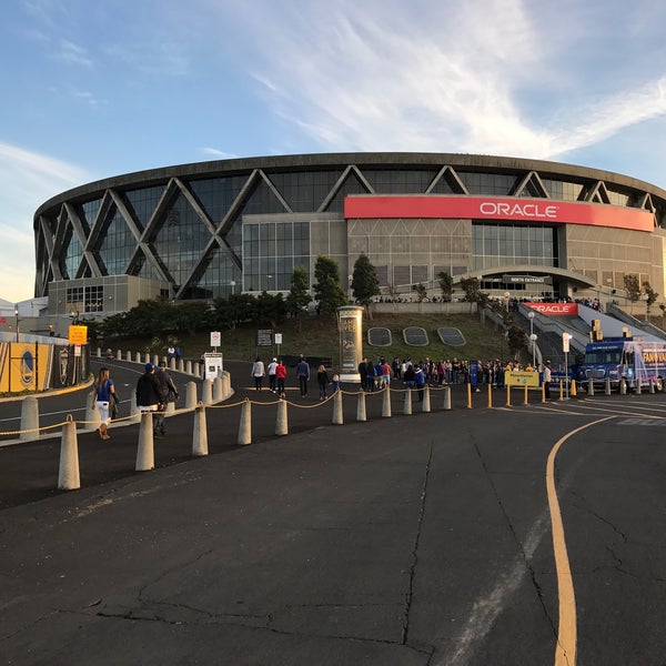 11/4/2016 tarihinde Parth D.ziyaretçi tarafından Oakland Arena'de çekilen fotoğraf