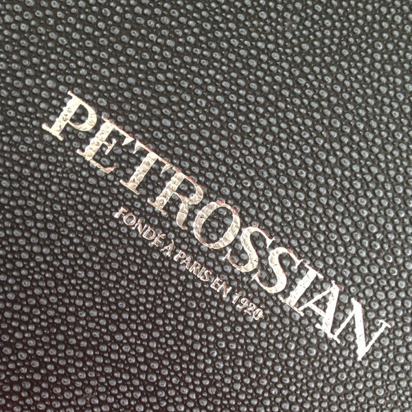รูปภาพถ่ายที่ Petrossian Restaurant &amp; Boutique โดย Christiane D. เมื่อ 7/14/2013