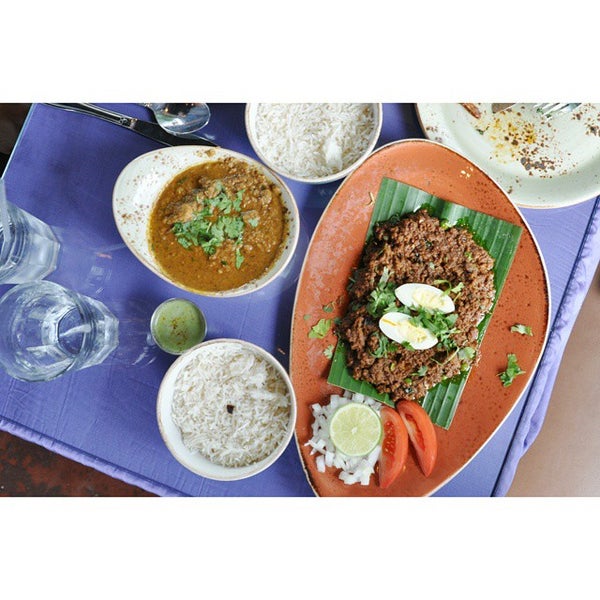 รูปภาพถ่ายที่ New India Cuisine โดย Linda เมื่อ 5/31/2015