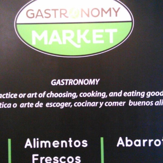 Foto tirada no(a) Gastronomy Market por Alejandra D. em 8/25/2014