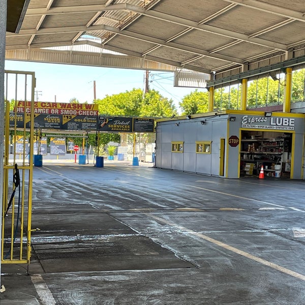 WalnutHill Car Wash Automotive Repair Shop in Northeast Pasadena