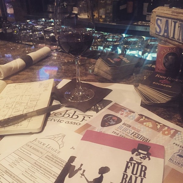 Foto tomada en Beausoleil Restaurant &amp; Bar  por Jessica W. el 2/4/2015