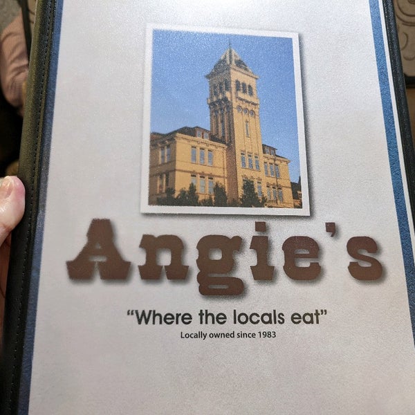 Das Foto wurde bei Angie&#39;s Restaurant von Jen W. am 4/8/2022 aufgenommen