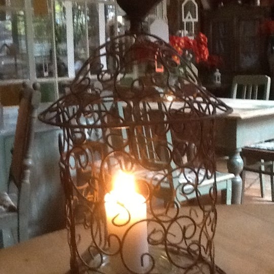 11/4/2012 tarihinde Vitaly P.ziyaretçi tarafından Zielona Weranda caffe&amp;ristorante'de çekilen fotoğraf