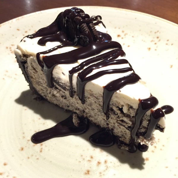 Oreo Cheesecake ftw ! Loved it! Great food, good service! AAA+