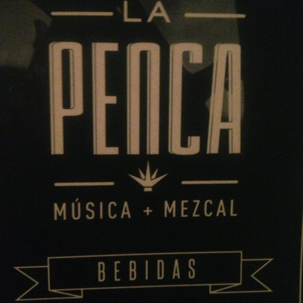 12/30/2012 tarihinde Ili V.ziyaretçi tarafından La Penca: Música + Mezcal'de çekilen fotoğraf