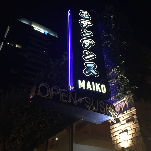 Foto tirada no(a) Maiko Sushi Lounge por Justin B. em 10/9/2017