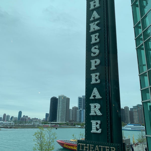 Снимок сделан в Chicago Shakespeare Theater пользователем Justin B. 5/21/2019