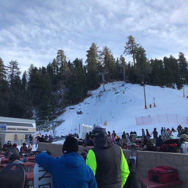 Photo taken at Mountain High Ski Resort (Mt High) by CJ Y. on 12/31/2018