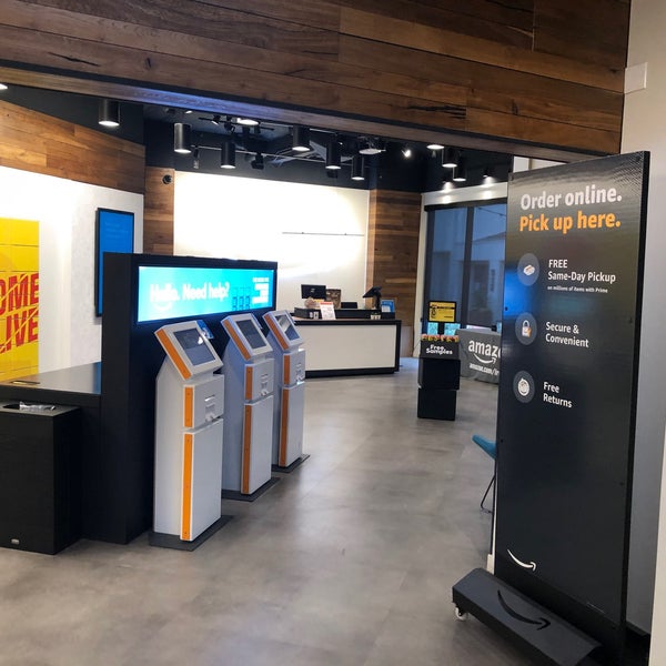 Amazon Irvine University Town Center 2 tips from 278 visitors