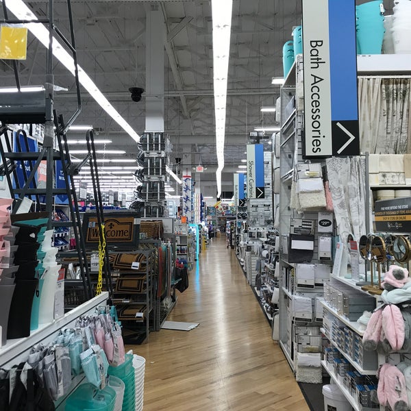 Bed Bath & Beyond 12 tips from 1628 visitors