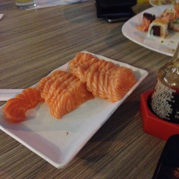 11/26/2014 tarihinde Fernando Fúvio L.ziyaretçi tarafından Taiko Sushi Bar'de çekilen fotoğraf