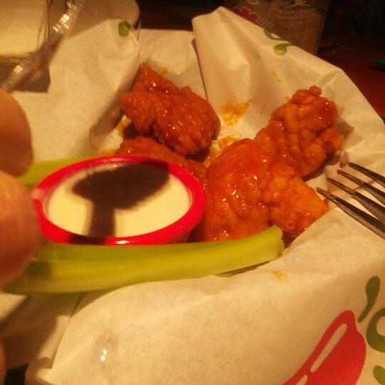 Photo taken at Chili&#39;s Grill &amp; Bar by Shaimaa F. on 12/12/2012