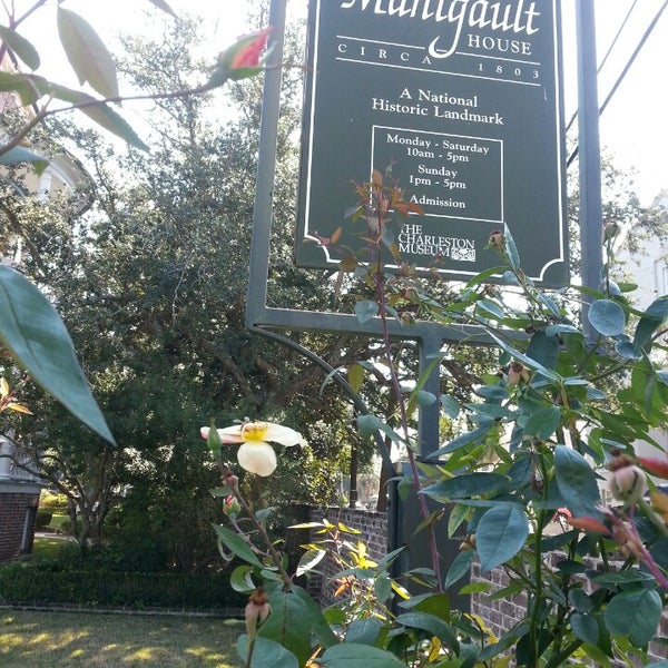 รูปภาพถ่ายที่ Joseph Manigault House โดย S. เมื่อ 10/30/2013