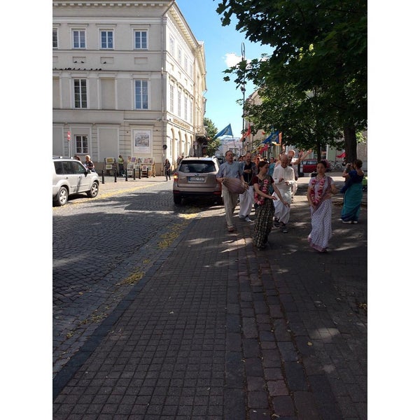 รูปภาพถ่ายที่ Pilies gatvė โดย Dmitrij B. เมื่อ 7/17/2015