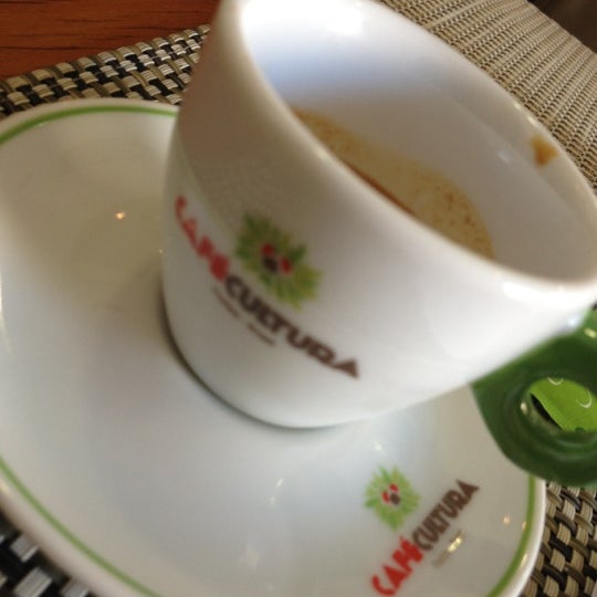 รูปภาพถ่ายที่ Café Cultura โดย Thiago F. เมื่อ 11/20/2012