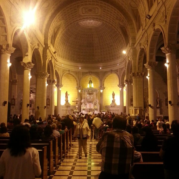 Foto tomada en Iglesia Matriz Virgen Milagrosa  por Gisselle R. el 4/15/2013
