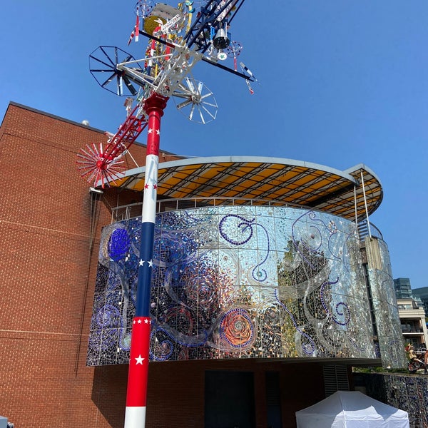 Photo taken at American Visionary Art Museum by Vera M. on 9/17/2022