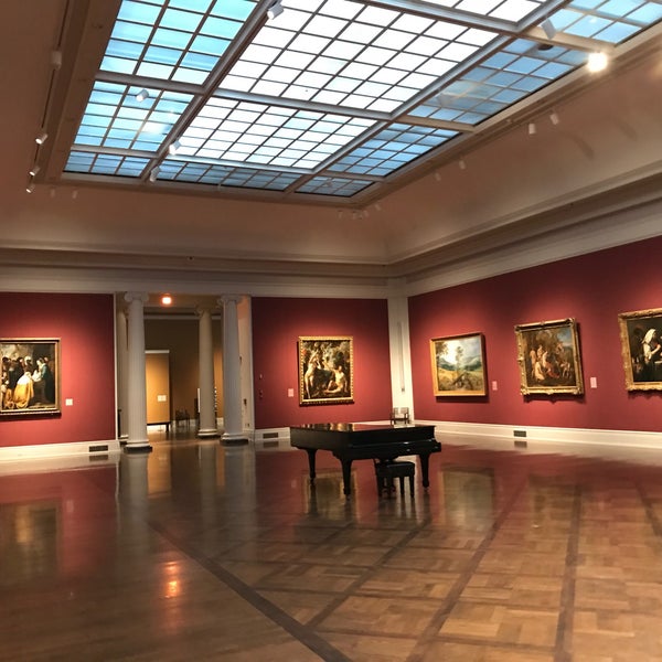 รูปภาพถ่ายที่ Toledo Museum of Art โดย Juan E. เมื่อ 2/22/2018