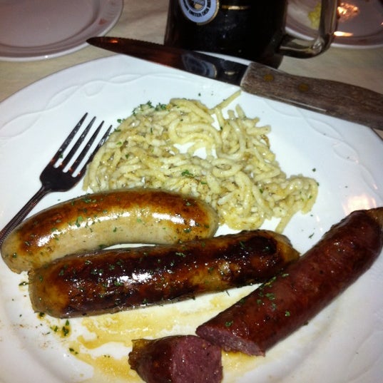 Essen презентация. Тема das essen на немецком. Тема essen. Эссен германия достопримечательности. Der essen.