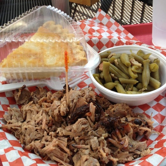 Photo taken at Dick&#39;s Bodacious BBQ by James P. on 5/14/2012