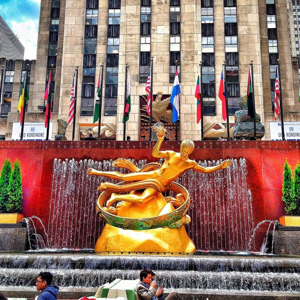 Photo taken at Rockefeller Center by Matt on 5/9/2013