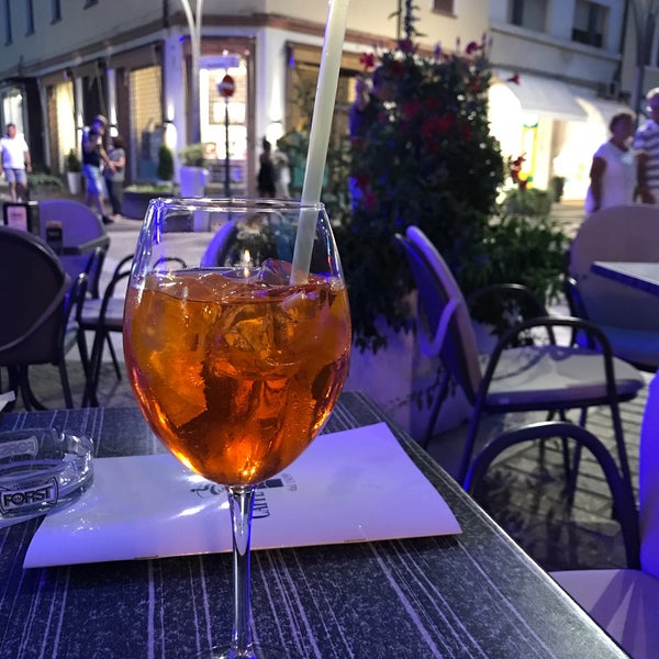 Foto scattata a Caffe Casara da Rizovna il 7/15/2018