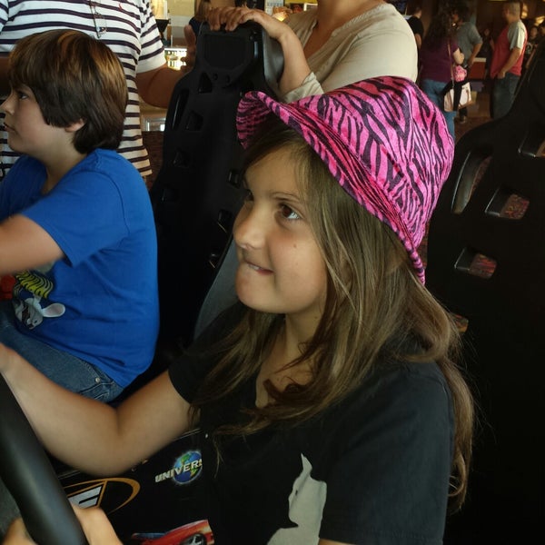 Photos at Regency Towngate 8 Moreno Valley, CA