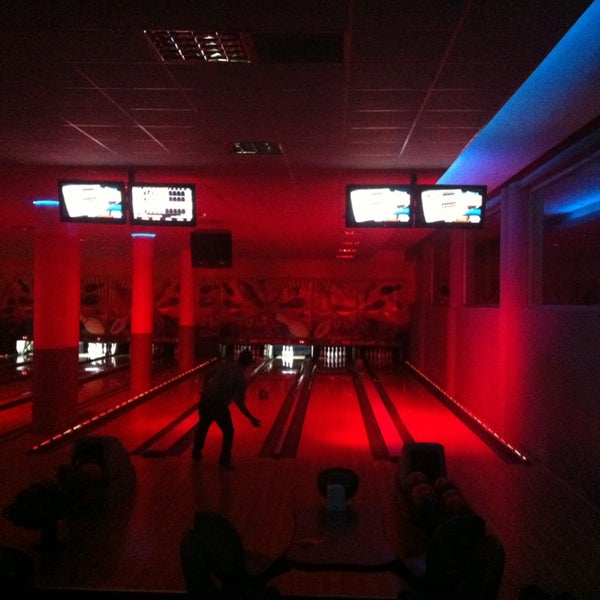 Ice Bowling