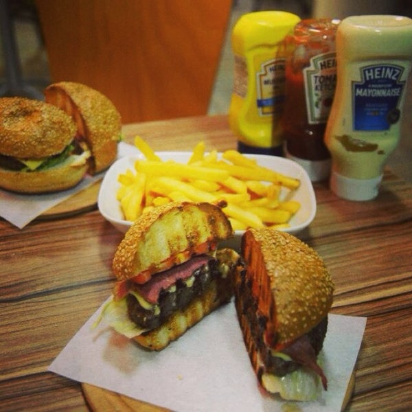 Komşu Kasap Burger & Steakhouse (Artık Kapalı) Esentepe Esentepe