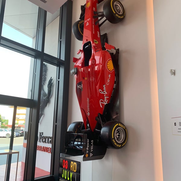 รูปภาพถ่ายที่ Museo Ferrari โดย Ronny D. เมื่อ 6/27/2022