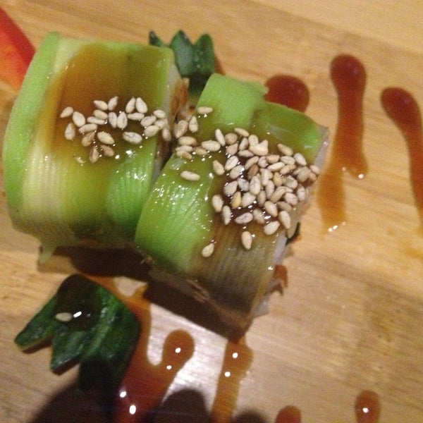 6/27/2013にG Q.がLounge Sushi Cafe &quot;Chillout&quot;で撮った写真