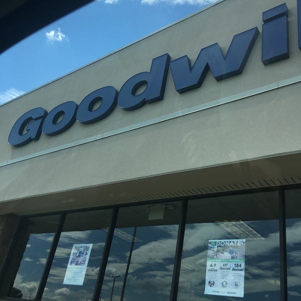Goodwill Vintage and Thrift Store in Lansdowne