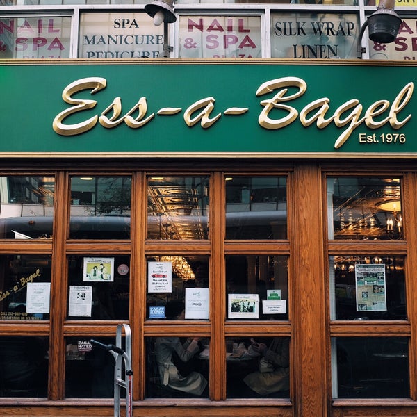 Photo taken at Ess-a-Bagel by Ari D. on 10/27/2015