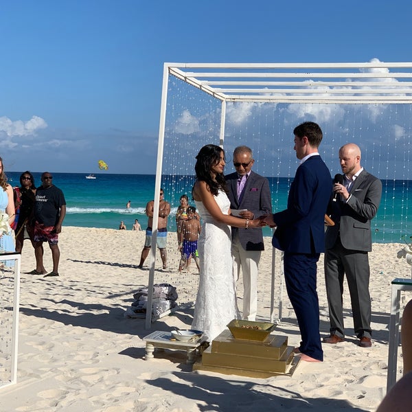 1/26/2020 tarihinde Abby A.ziyaretçi tarafından Hard Rock Hotel Cancún'de çekilen fotoğraf