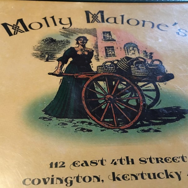 รูปภาพถ่ายที่ Molly Malone&#39;s Irish Pub &amp; Restaurant โดย Jorge C. เมื่อ 5/9/2017