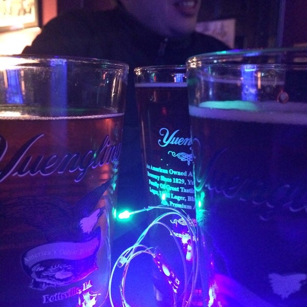 Photo taken at S. Sullivans Bar &amp; Grill by Rob V. on 1/19/2014
