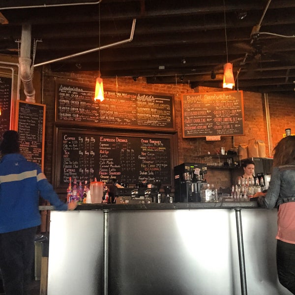 Foto scattata a Boulder Coffee Co Cafe and Lounge da Abdul il 12/5/2014