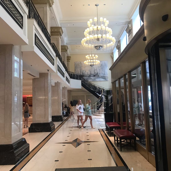 Photo taken at JW Marriott Chicago by Thomas F. on 8/3/2019