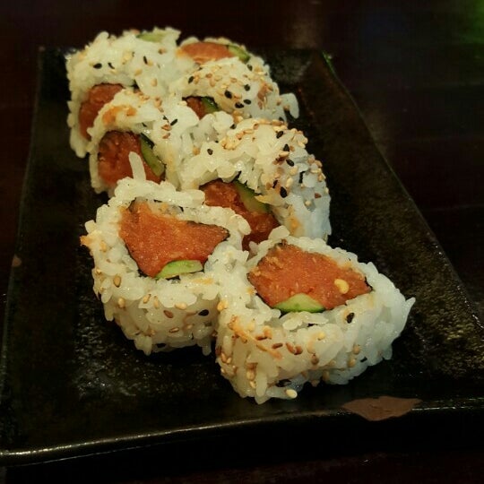 Photo taken at Fusion Sushi by HorsingaroundInLA on 7/16/2015
