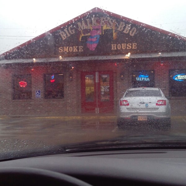 Photo taken at Big Mike&#39;s BBQ Smokehouse by Shannon B. on 3/28/2014