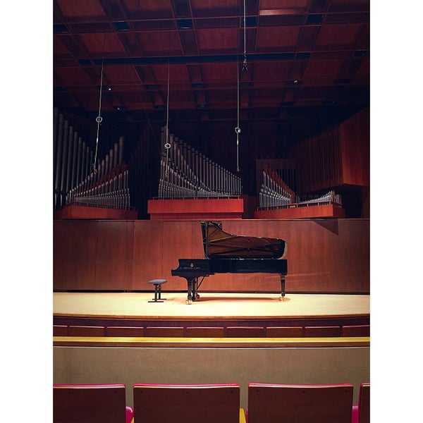 Foto tomada en The Juilliard School  por Lisa O. el 5/14/2016