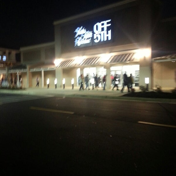Photo taken at Outlets Of Mississippi by Kysha B. on 11/16/2013